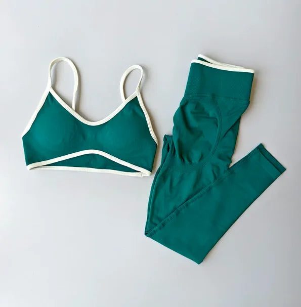 2‑Piece Women’s Seamless Sport Set — Push‑Up Bra and High‑Waist Hollow‑Back Leggings