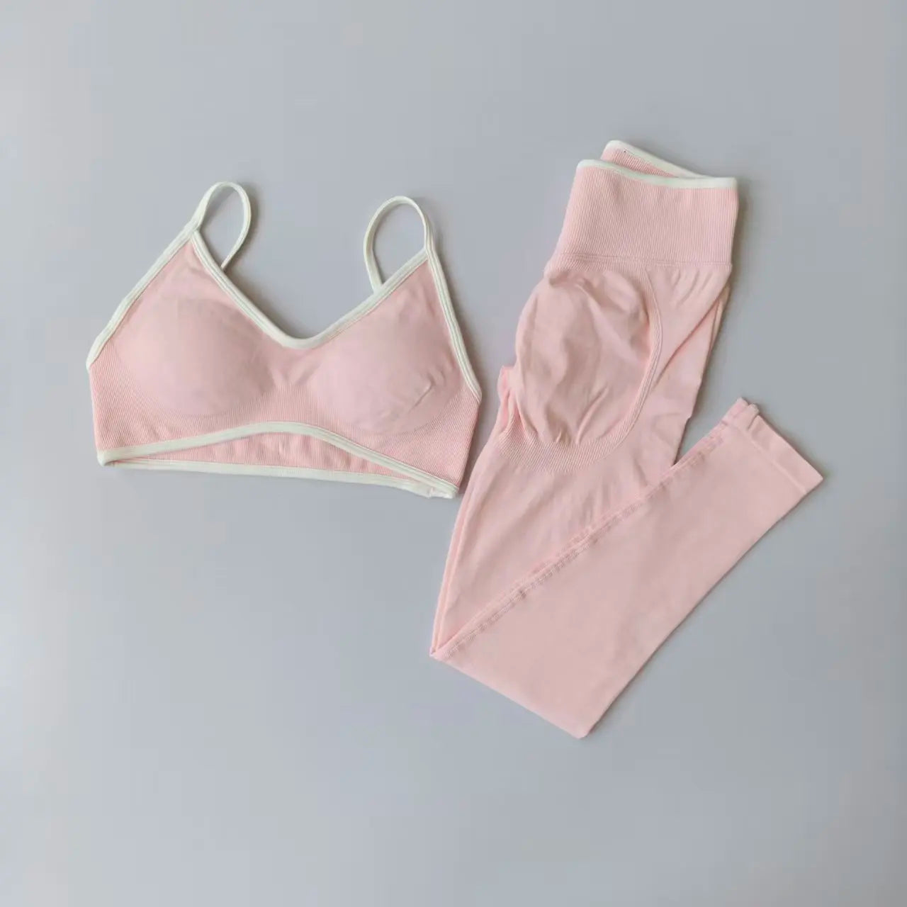 2‑Piece Women’s Seamless Sport Set — Push‑Up Bra and High‑Waist Hollow‑Back Leggings