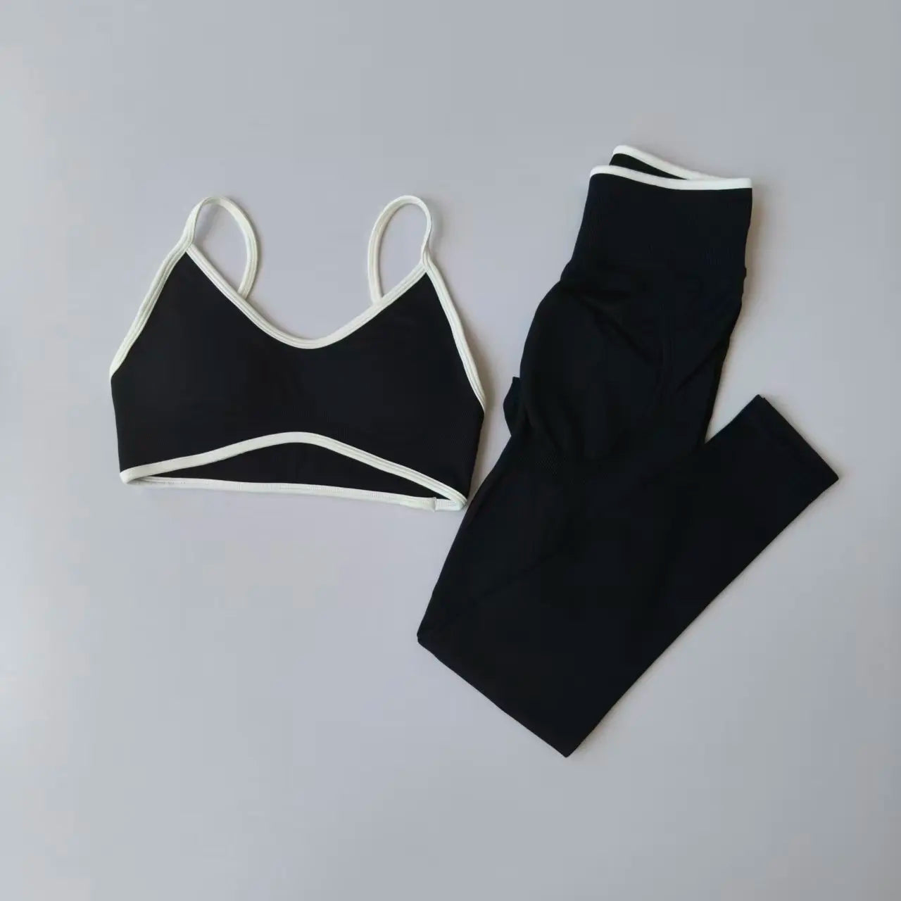 2‑Piece Women’s Seamless Sport Set — Push‑Up Bra and High‑Waist Hollow‑Back Leggings
